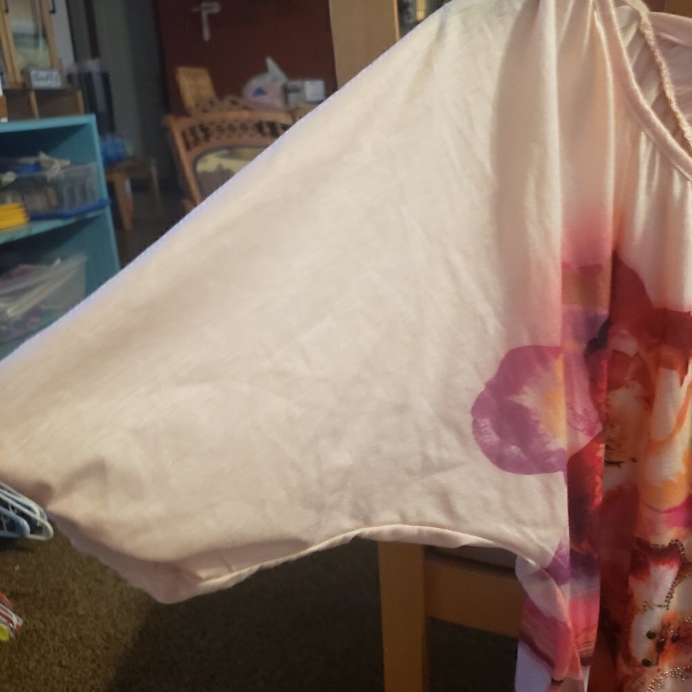 NEW Direction top - Picture 2 of 9